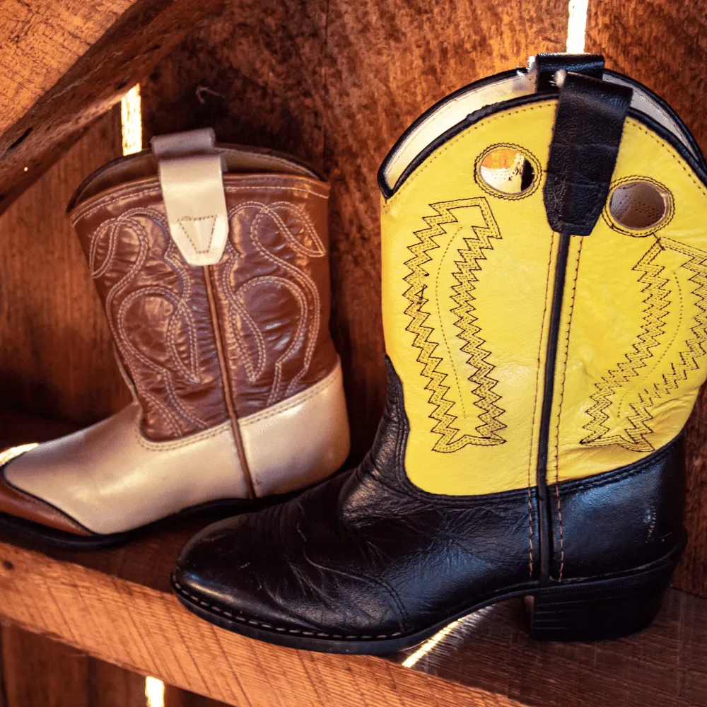 infant cowboy hat and boots