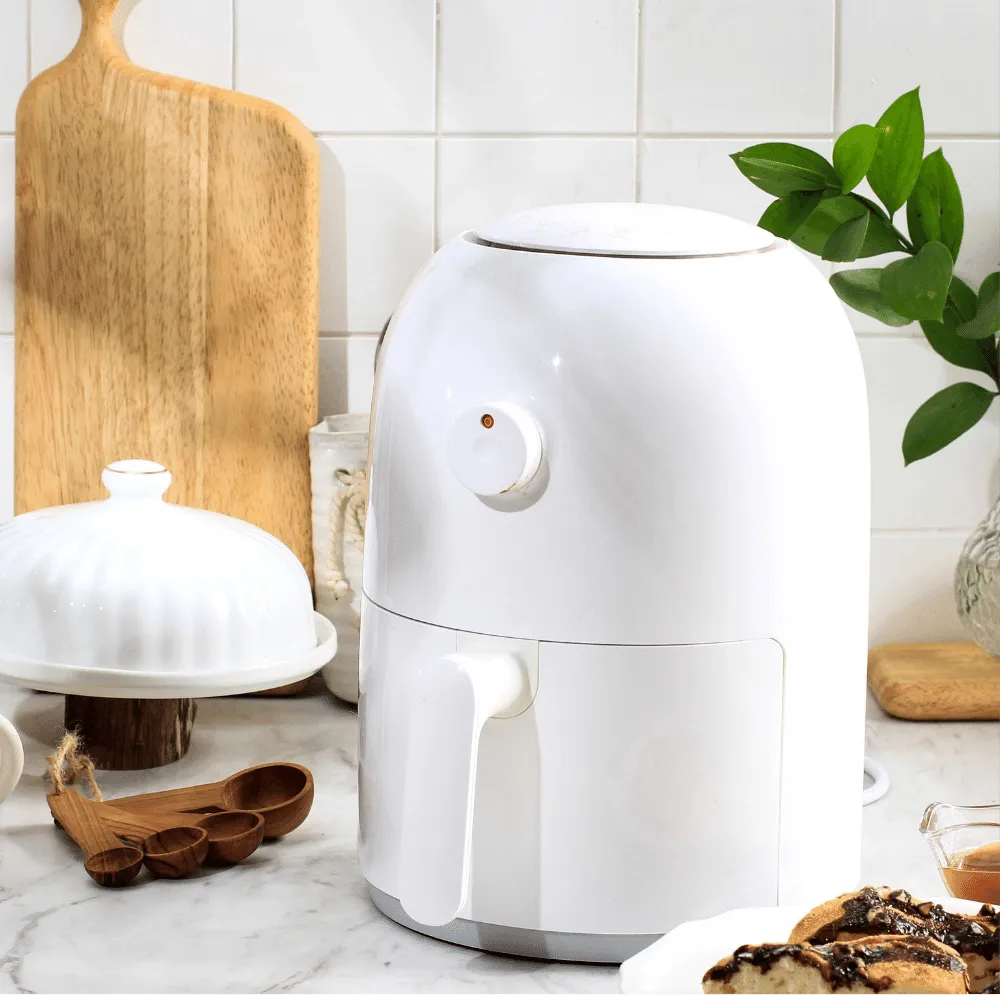 Crisp and Clean: The Best White Air Fryer for Your Kitchen