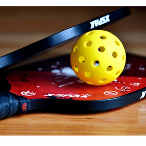 Pick the Perfect Pickleball Paddle for Beginners