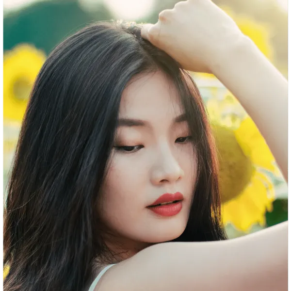 5 BEST Shampoos For Asian Hair To Shine Line New!